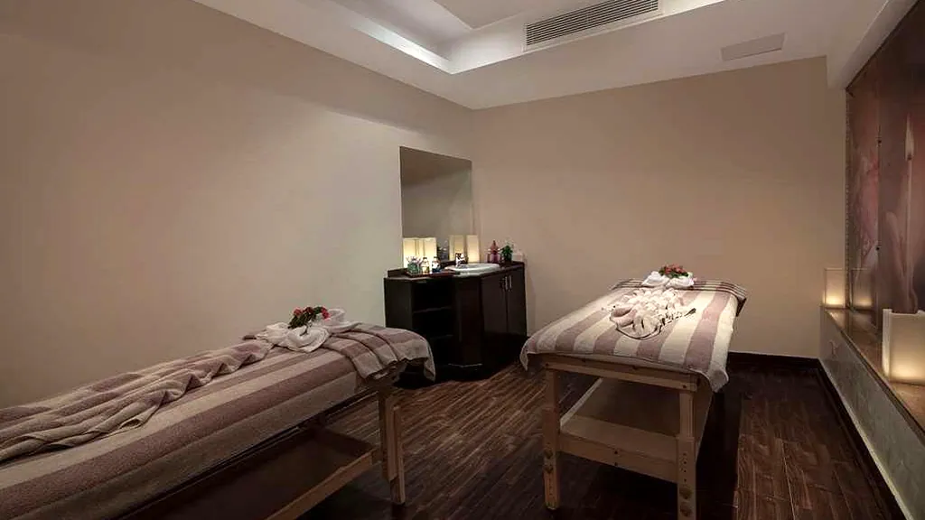 Hotel Pyramisa Beach Resort - Sahl Hashish